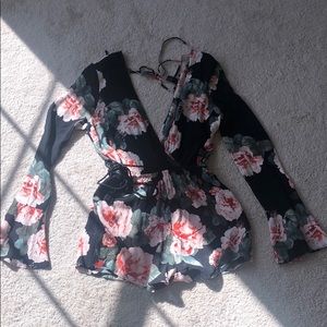 Black floral forever 21 romper